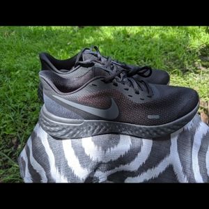 NWOT Nike Max